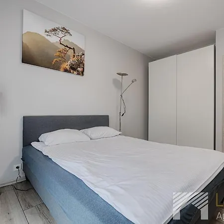 Primo V By Lookap Apartman *